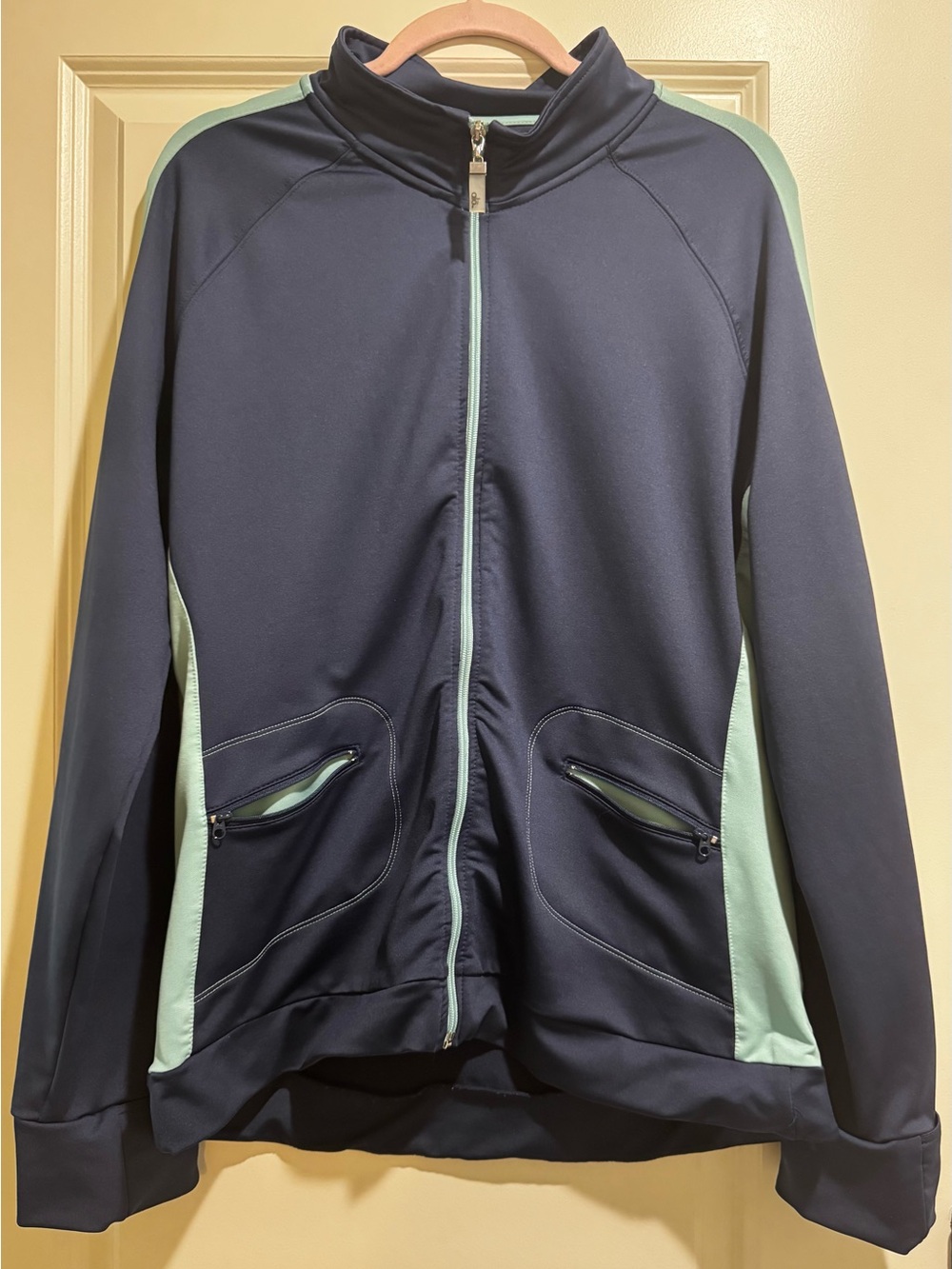 ALO Yoga Navy Jacket with Mint Zip Trim
